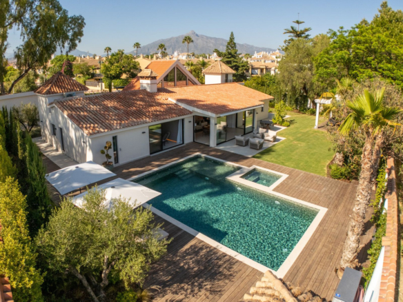 Villa in Puerto Banus – YC797647
