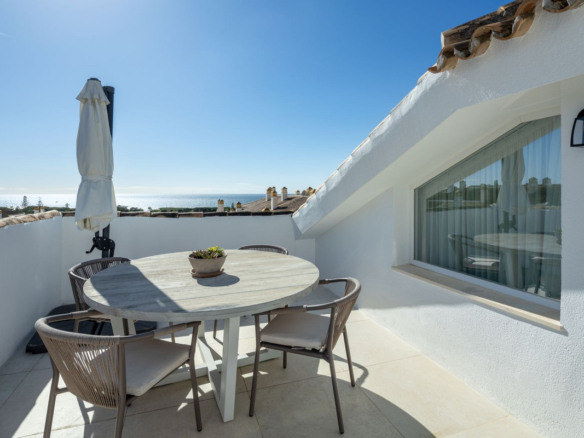 Penthouse in Golden Mile – YC797744