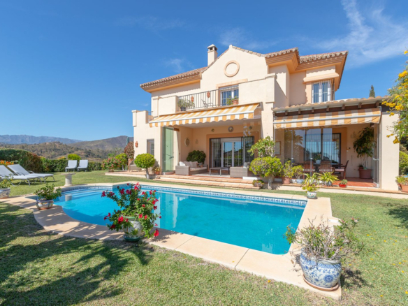 Villa in Elviria – YC797752