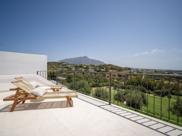 Town House in La Quinta – YC797756
