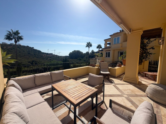 Apartment in Casares – YC798938