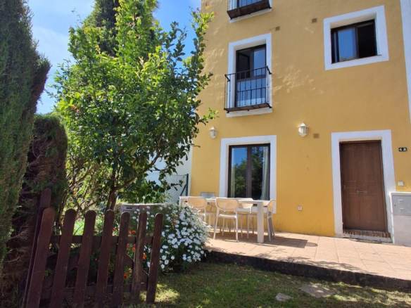 Town House in Casares – YC798942