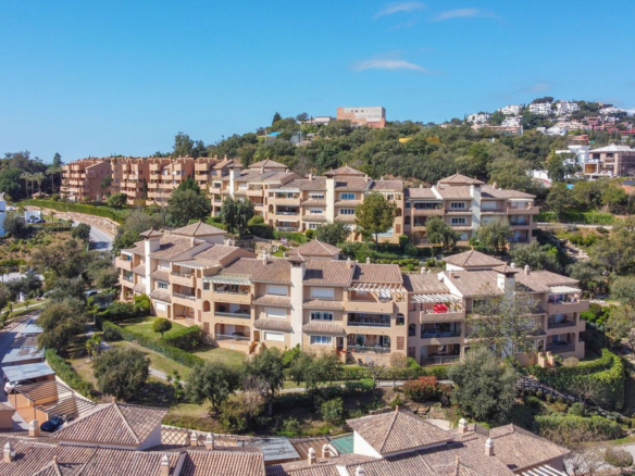 Apartment in Elviria – YC799065
