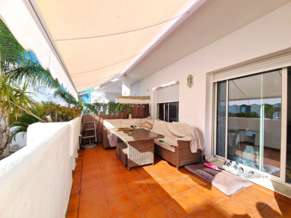 Apartment in Estepona – YC799669