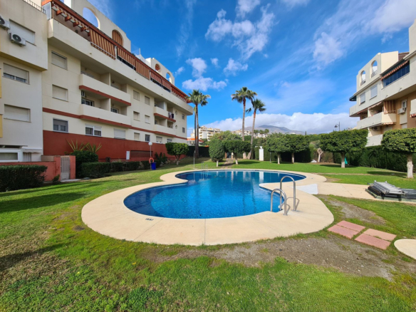 Apartment in Estepona – YC799697