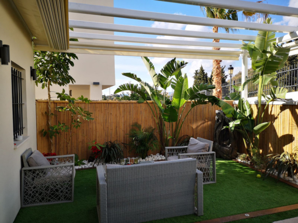 Town House in Estepona – YC799749