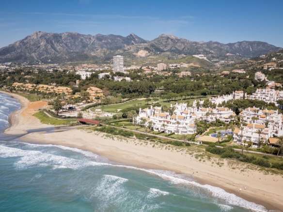 Apartment in Los Monteros – YC799861