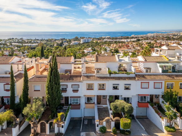 Town House in Marbella – YC799869