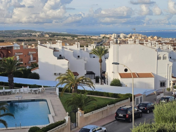 Studio in Torrevieja – YC800103