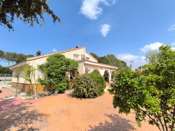 Villa in Yecla – YC801283