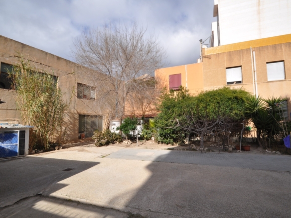 Town House in Petrer – YC802484