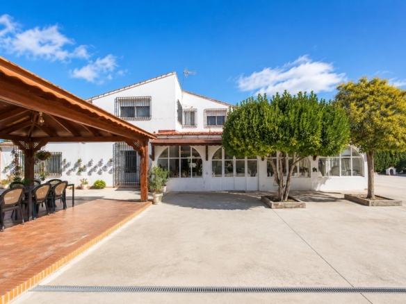 Villa in Villena – YC803031