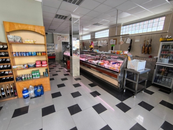 Commercial in Yecla – YC803589