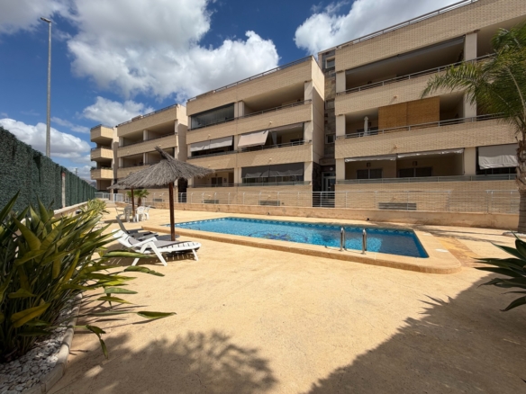 Apartment in Jacarilla – YC803900