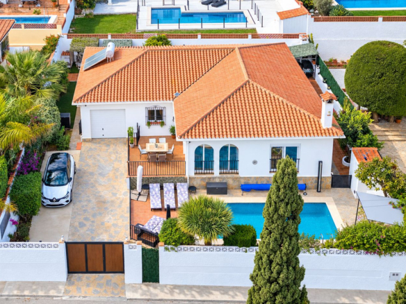 Villa in La Duquesa – YC804034