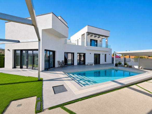 Villa in Estepona – YC805179