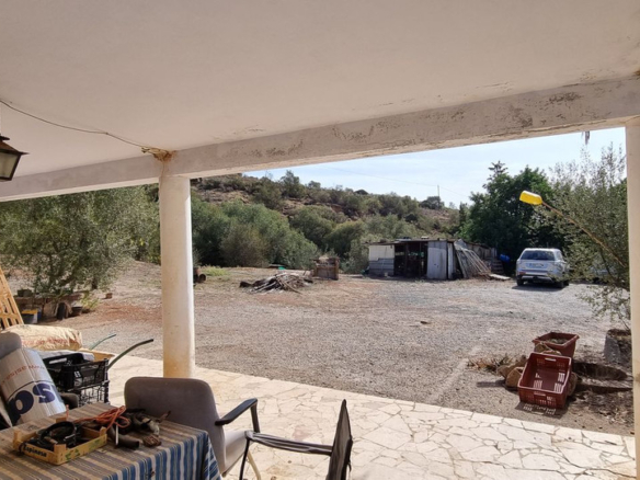Villa in Estepona – YC805231