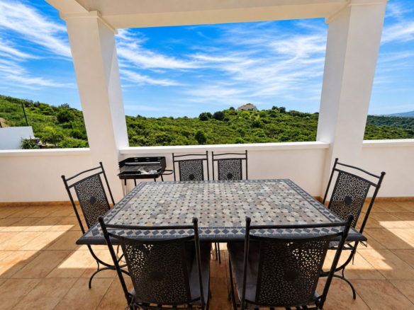 Town House in Casares Playa – YC807322
