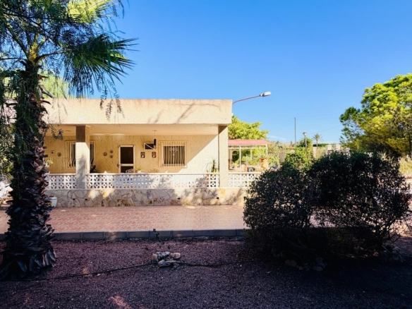 Villa in Crevillent – YC807598