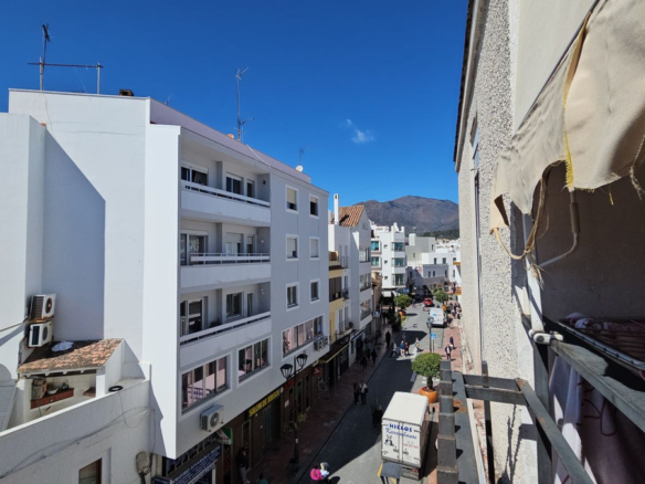 Apartment in Estepona – YC807704
