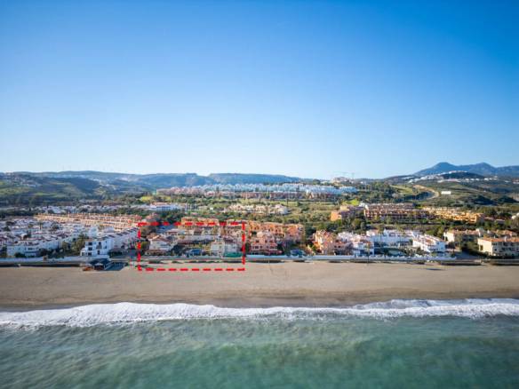 Town House in Casares Playa – YC808406