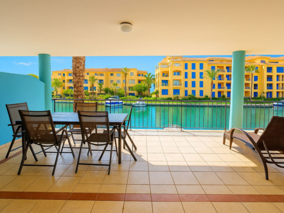 Apartment in Sotogrande – YC808438