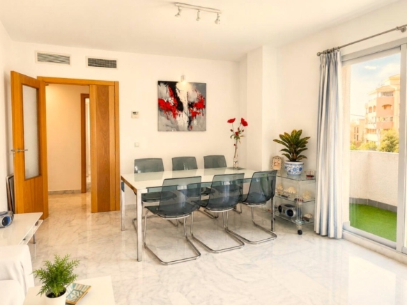 Apartment in Mijas Costa – YC809502