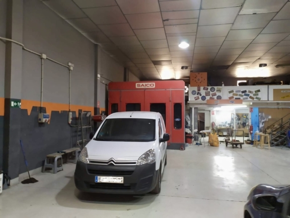 Commercial in Paterna – YC809548