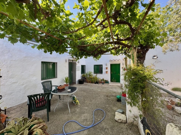 Villa in Iznájar – YC809931