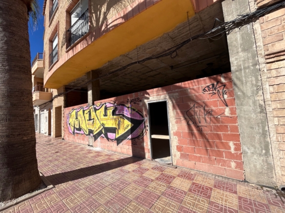 Commercial in Jacarilla – YC810442