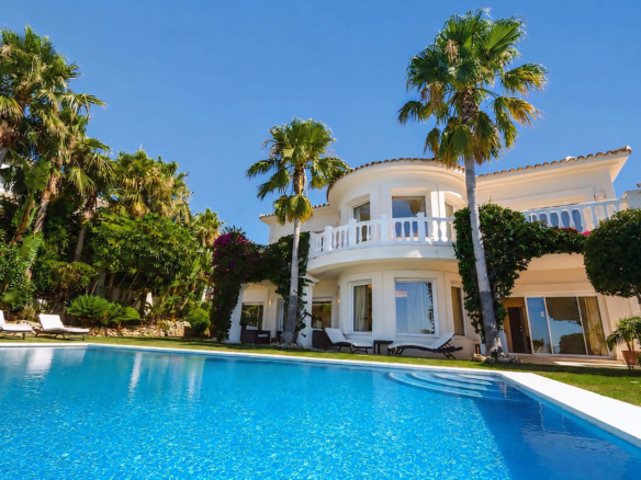 Villa in Marbella – YC811214