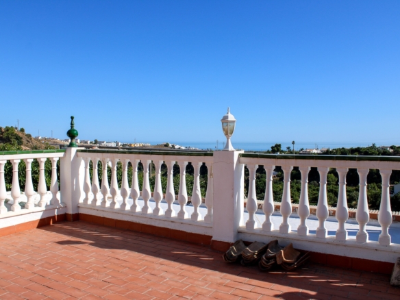 Villa in Nerja – YC813077