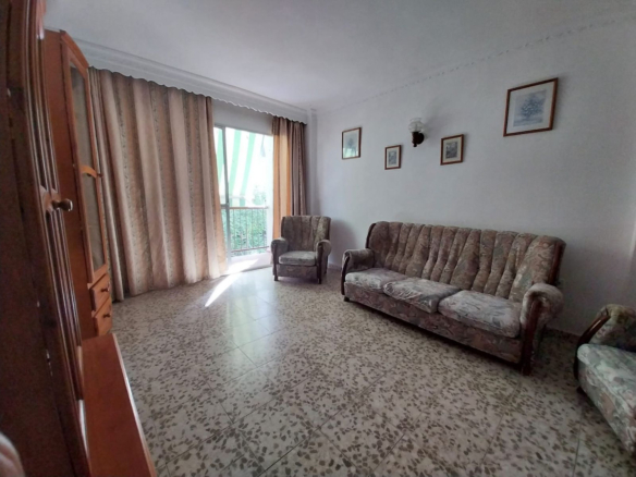 Apartment in Estepona – YC814948
