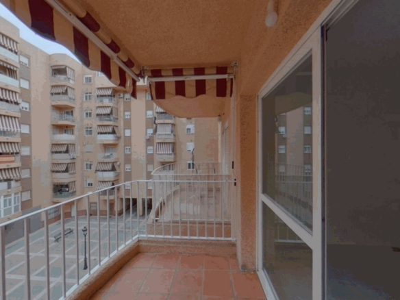 Apartment in Estepona – YC814952