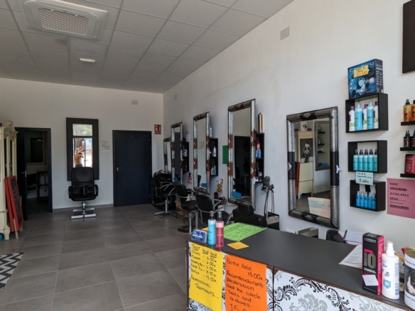 Commercial in Lo Crispin – YC815576