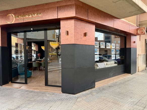 Commercial in Palma De Mallorca – YC816031